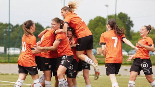 lorient s'impose avec maîtrise face à roubaix lors d'un match intense en d3 féminine, affirmant sa domination sur le terrain.