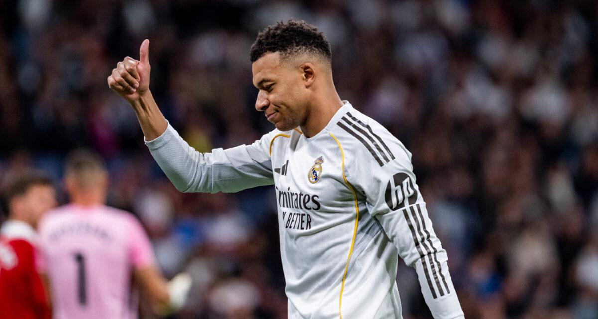 Kylian Mbappé avec le Real Madrid avant le match contre Manchester City