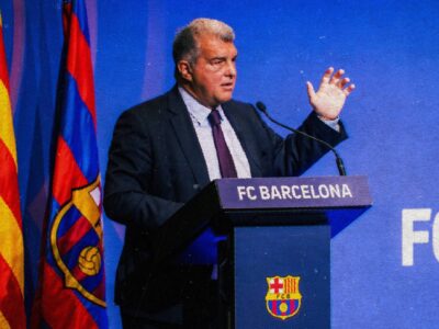 Le logo du FC Barcelone dans le contexte de la sanction faisant suite à une plainte de l’Atlético de Madrid.