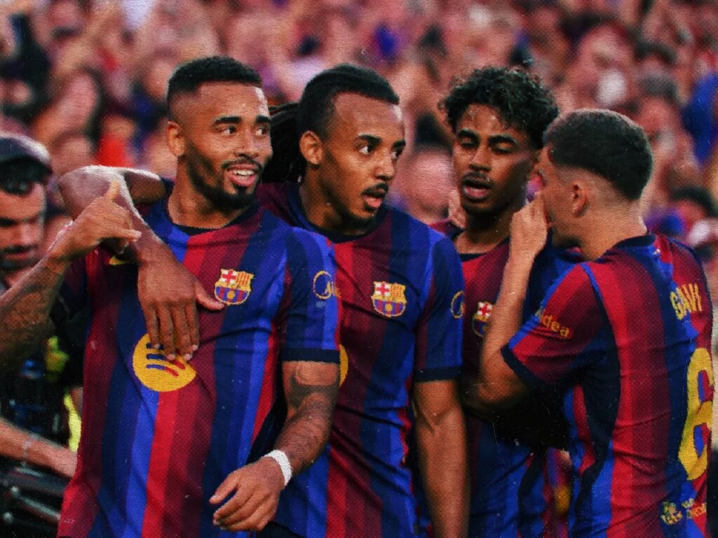 Hansi Flick et les joueurs du FC Barcelone, proches d’égaler un record historique du Real Madrid.